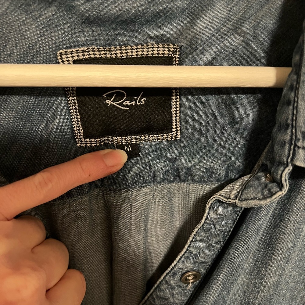 Rails Denim Button Down Medium - image 5